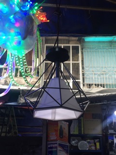 Đèn thả trần Vinatage khung sắt kim cương