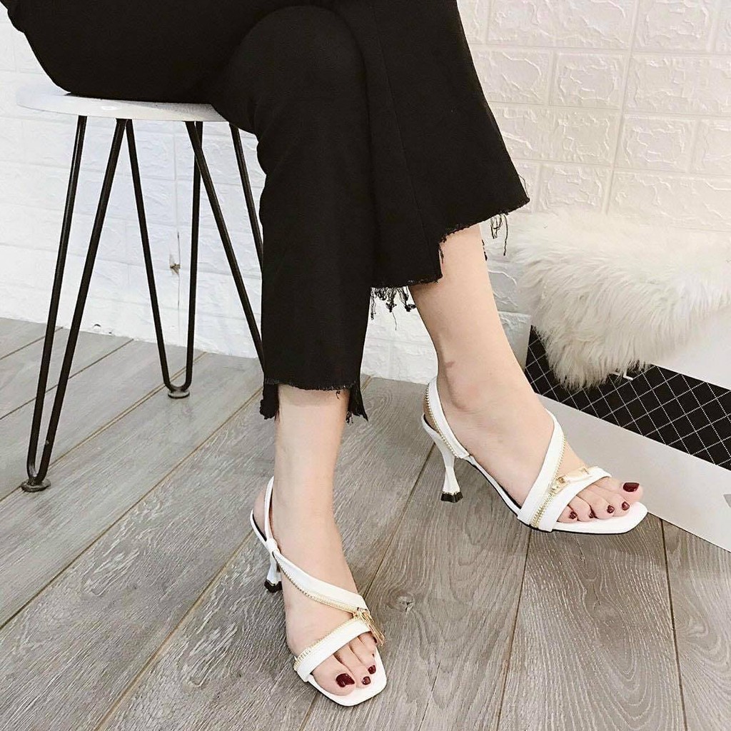 Giày sandal quai chéo phối dây kéo - TB455