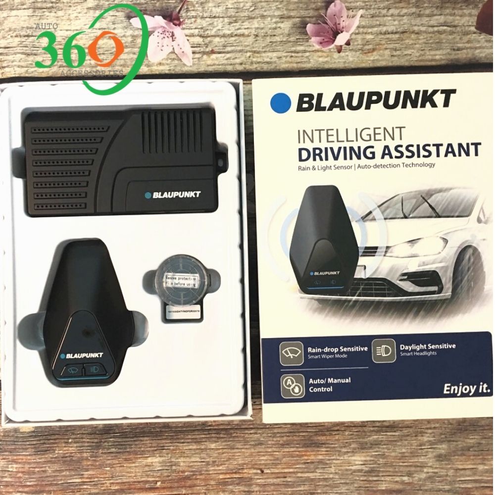 Cảm biến đèn pha tự động và gạt mưa tự động Blaupunkt IDA  lái xe nhàn như xe sang
