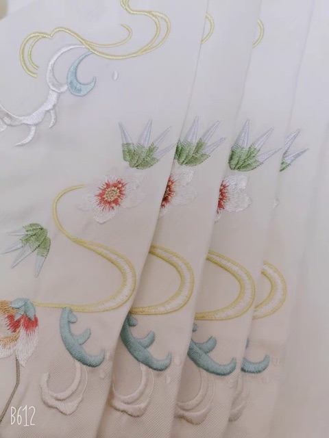 Minh phục thêu cổ trang hãng Nghệ Lan Các