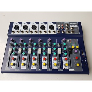 mixer yamaha f7 .