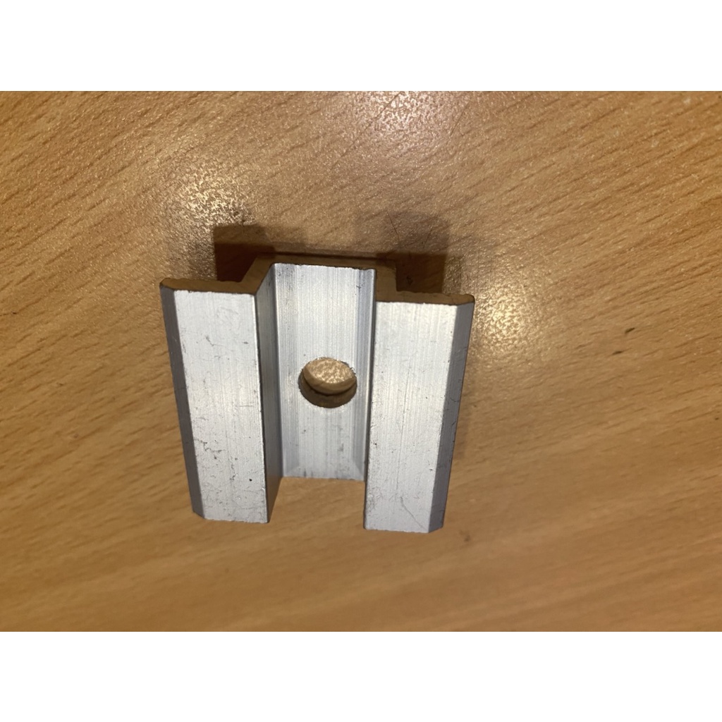 Kẹp  Pin Năng Lượng Mặt Trời _Nhôm _Bát Kẹp Biên_Kẹp Z Solar _Kích Thước 35-40 mm