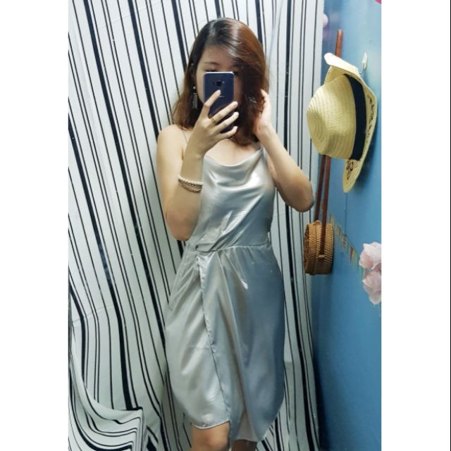 VÁY HM size 34 Authentic vợt sale