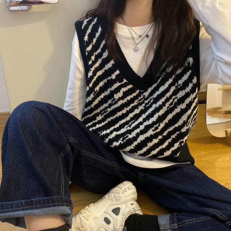 Áo gi lê cổ V dáng rộng kẻ sọc ngựa vằn kiểu Hàn Quốc cho nữ