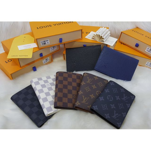 VÍ ĐỰNG PASSPORT LV