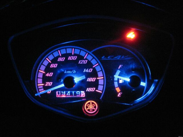 LED gắn đồng hồ xe máy