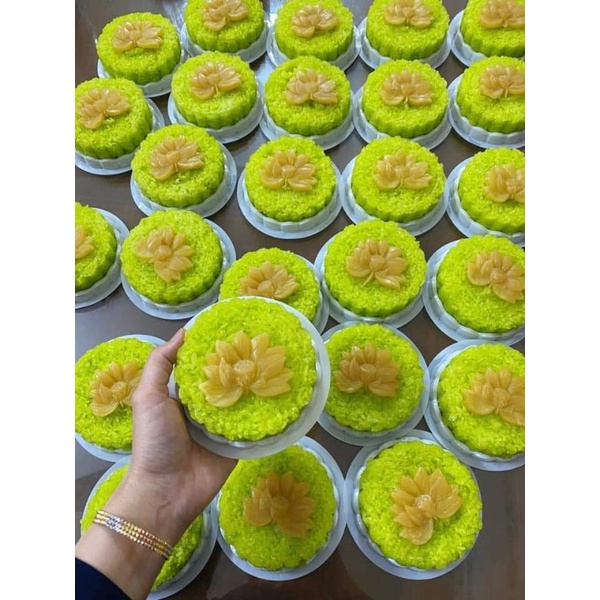 Mặt hoa sen silicon kèm cành trang trí xôi, bánh, thạch..