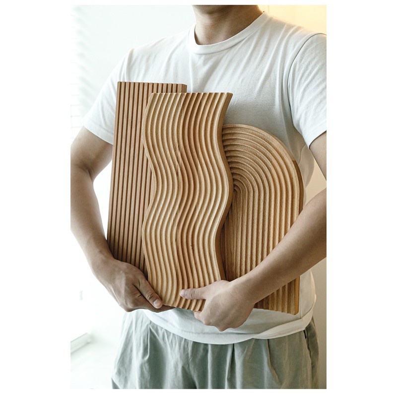Khay gỗ Curvy thiết kế vân sọc phong cách Hàn Quốc