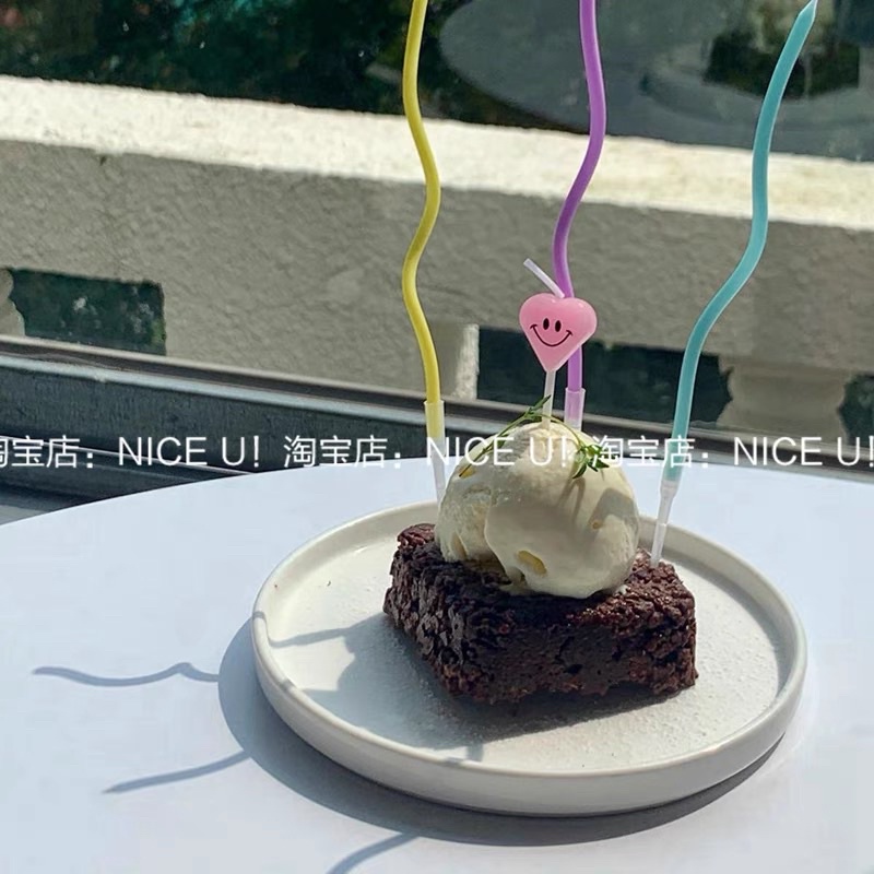 Bộ Nến Trái Tim Mặt Cười 5 Cây Màu Ngọt Ngào Trang Trí Bánh Kem - Yori Party