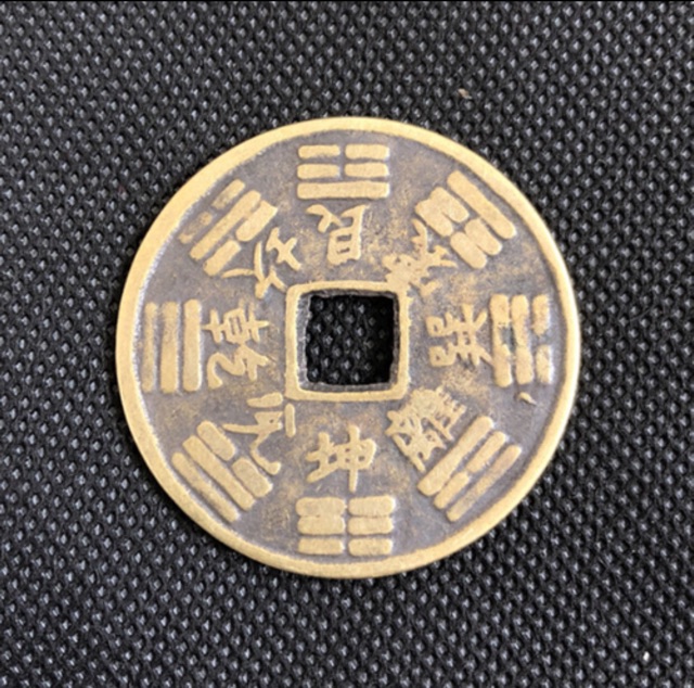 Đồng xu bát quái mang cát khí hoá giải phong thủy | BigBuy360 - bigbuy360.vn