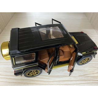 Mô hình xe Mercedes G63 tỷ lệ 1:24