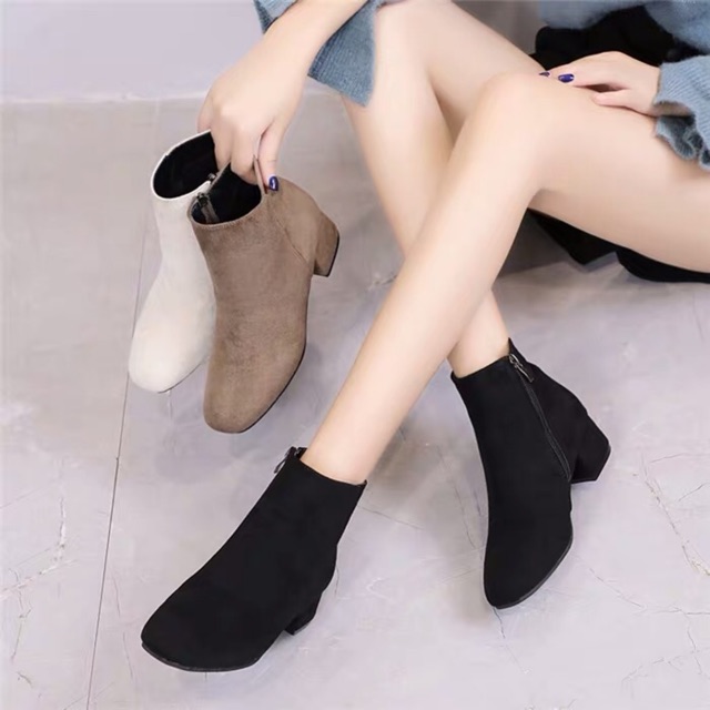🔥 BOOTS Cao Cổ , Chât Da Lộn, Đế Vuông Cao 4cm , Kiểu Dáng Trẻ Trung ( Ảnh Thật ) | BigBuy360 - bigbuy360.vn