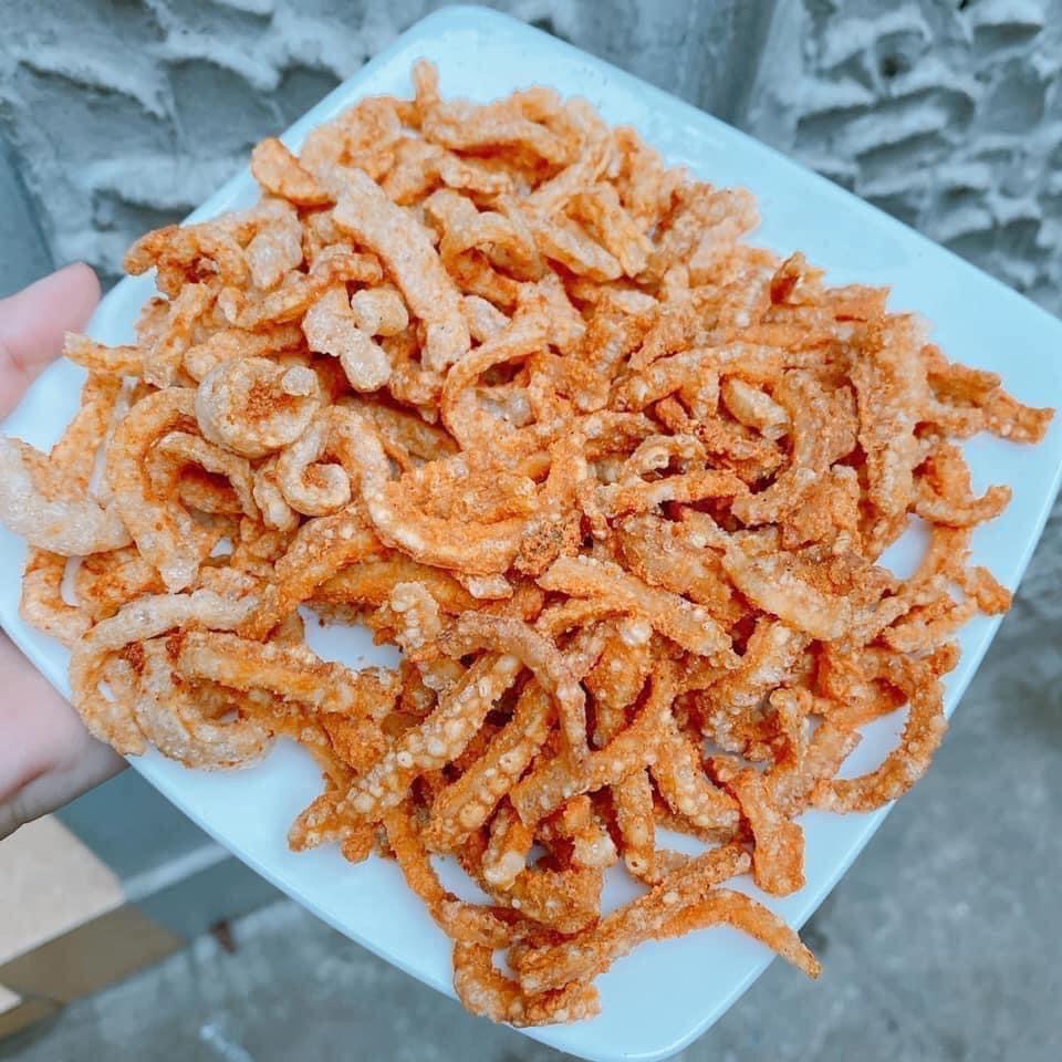 Tóp Thái Giòn. Đồ ăn chế biến sẵn bán bởi Hàng Thái Lan