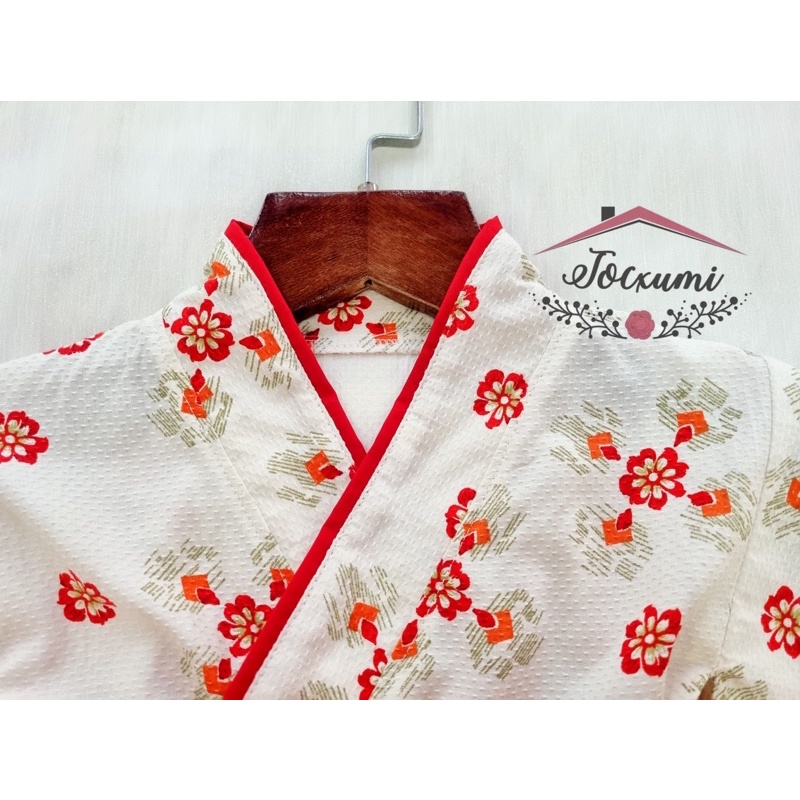 [THIẾT KẾ] KIMONO HOA ĐỎ CÁCH TÂN CHO BÉ YÊU [HÀNG ĐẸP]