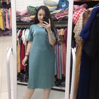 Váy phông guicci chất siu đẹp co dãn tốt mẹ bầu bon chen ok