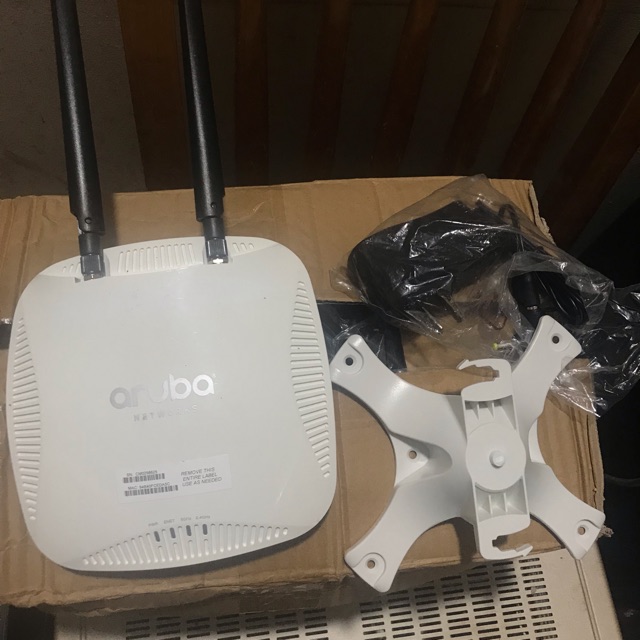 Thiết bị phát wifi Aruba IAP-204