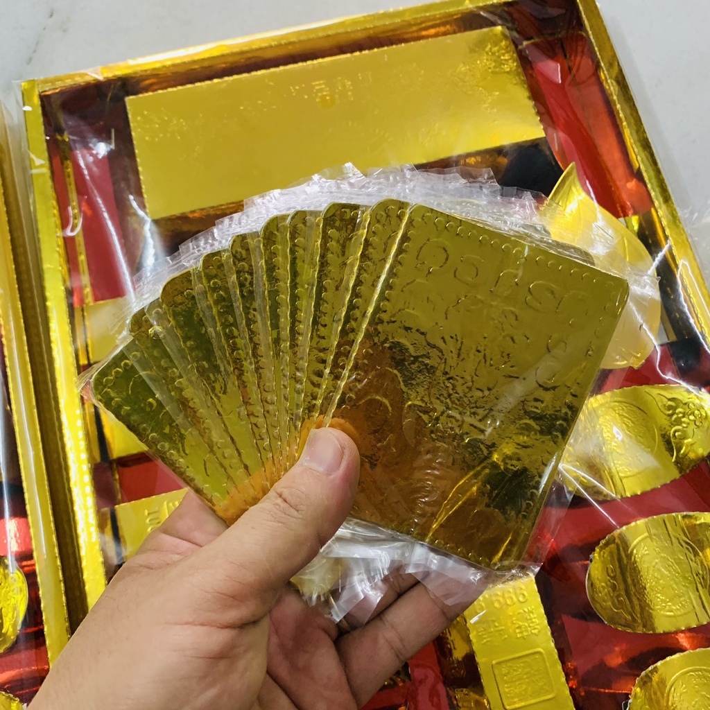 Vàng lá cúng lễ