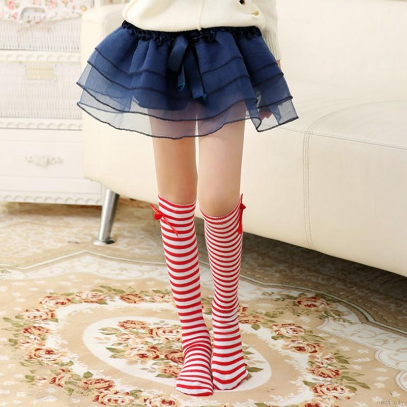 Vớ dài ngang gối đính nơ bướm dành cho bé gái