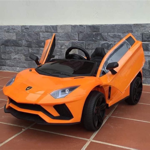 Ô tô điện trẻ em 603