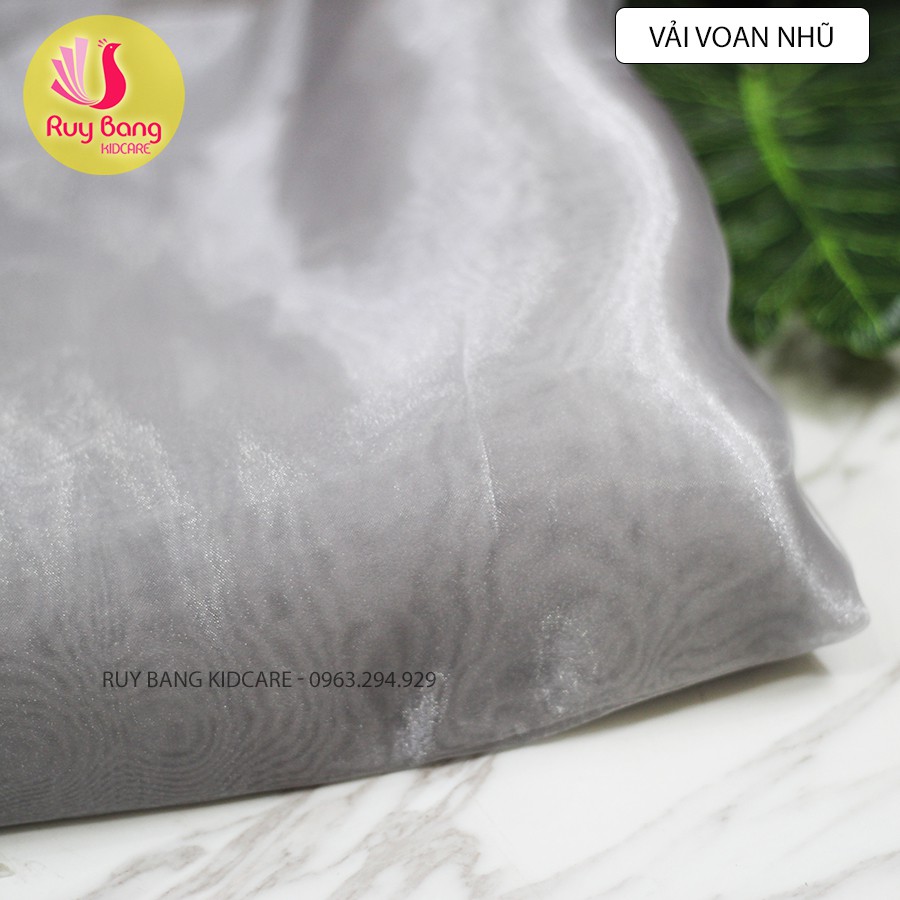 Vải voan ánh nhũ dùng làm hoa cài áo, kẹp tóc nữ