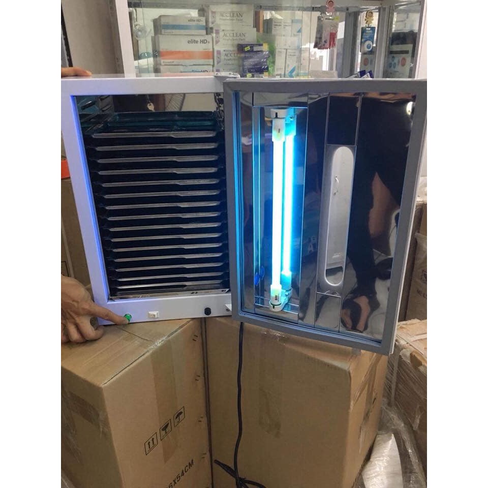 Tủ tiệt trùng tia cực tím tặng kèm 16 khay