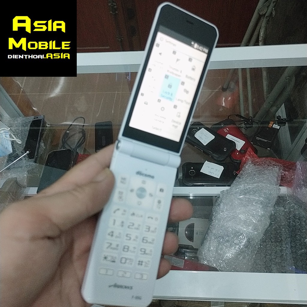 (Tuyệt Phẩm) Điện thoại Fujitsu F-05G - Pin Chờ Lên Đến 900 Giờ | BigBuy360 - bigbuy360.vn