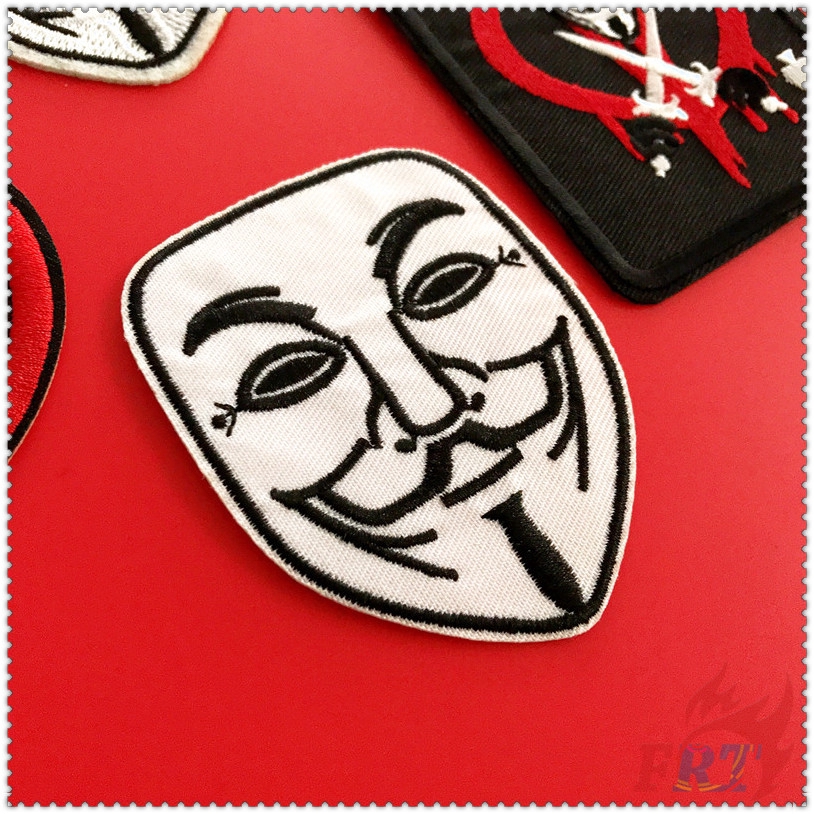 1 Sticker Ủi Thêu Chữ V For Vendetta