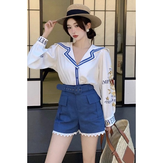 Màu hải quân cổ áo sơ mi nữ mùa hè thủy thủ phù hợp với thiết kế voan mỏng màu trắng.