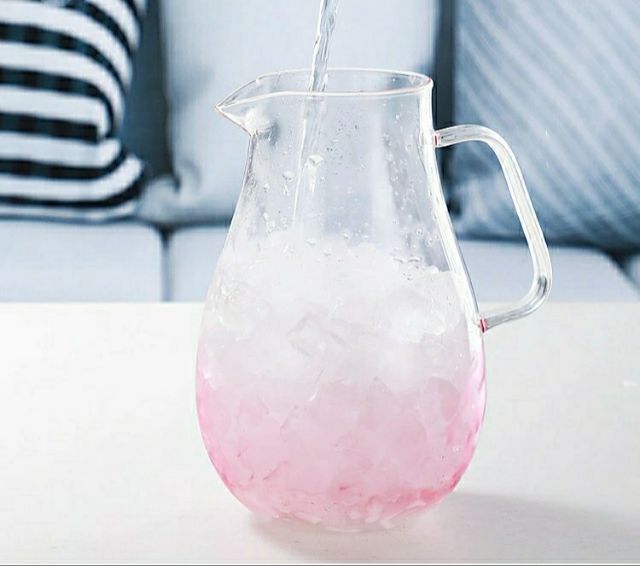 Bình thủy tinh chịu nhiệt đun trên bếp cao cấp 1800ml đổi màu nước Hồng tuyệt đẹp