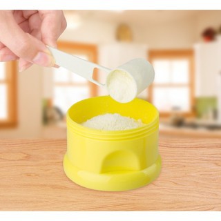 Hộp chia sữa 4 ngăn hình gấu