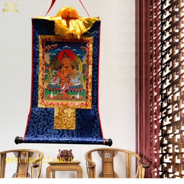Tranh Thangka Hoàng Thần Tài vải chỉ thêu, vài lụa