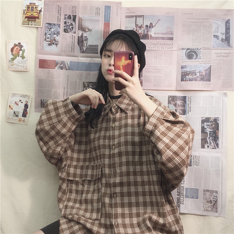 A011 Áo sơ mi kẻ caro oversize nam nữ vintage dài tay ulzzang, áo khoác chống nắng cỡ rộng tay phồng phong cách Hàn Quốc | BigBuy360 - bigbuy360.vn