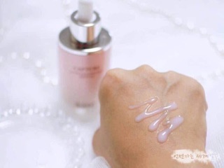 Tinh chất Serum AHC Capture Solution Max Ampoule