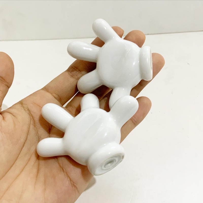 Cặp tay chuột Mickey sứ hãng Disney