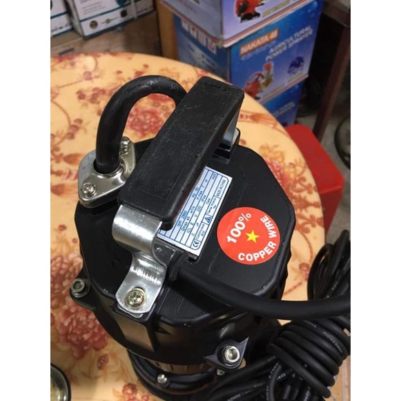Máy bơm chìm 2hp hút được bùn dây đồng 1.5kw. điện 220v
