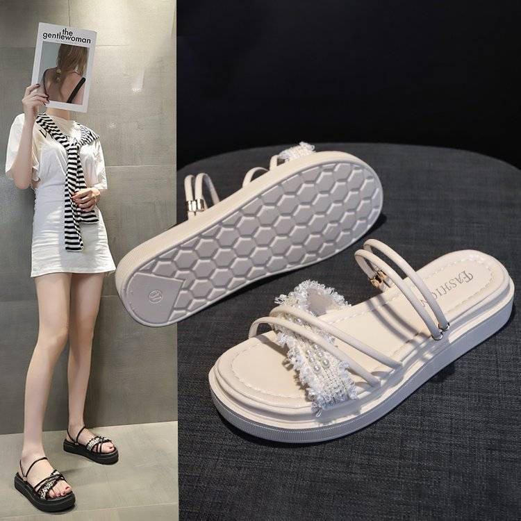 Dép Sandal Đế Phẳng Dày Quai Ngang Đính Ngọc Trai Thời Trang Mùa Hè 2022 Phong Cách Mới Cho Nữ