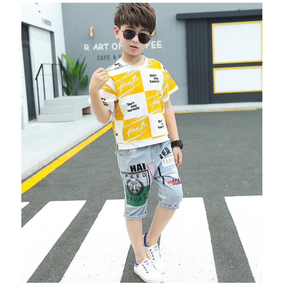 Set áo thun + Quần jeans cho bé trai
