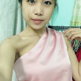 Áo lệch vai. Vải lụa 100%