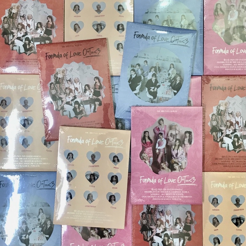 Bộ Giấy Ảnh TWICE - Formula Of Love: O+T=<3