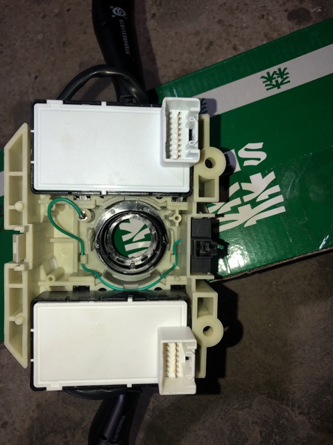 Sản phẩm gia đình làm: Công tắc tổng hợp JK 3022A .