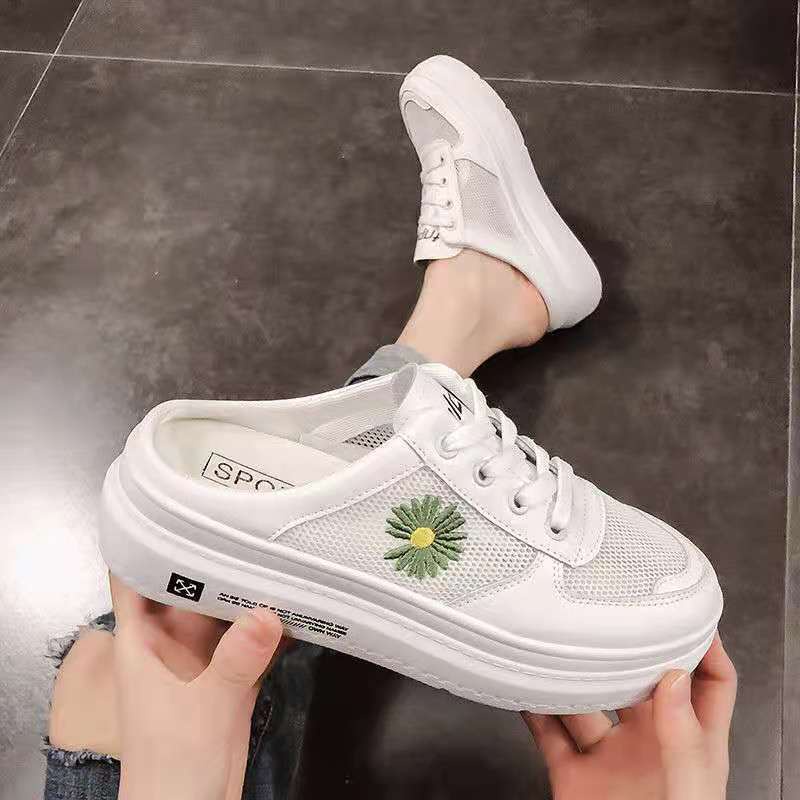 Giày Sục Nữ Lưới Hoa Cúc Dế Bánh Mì 3 Phân