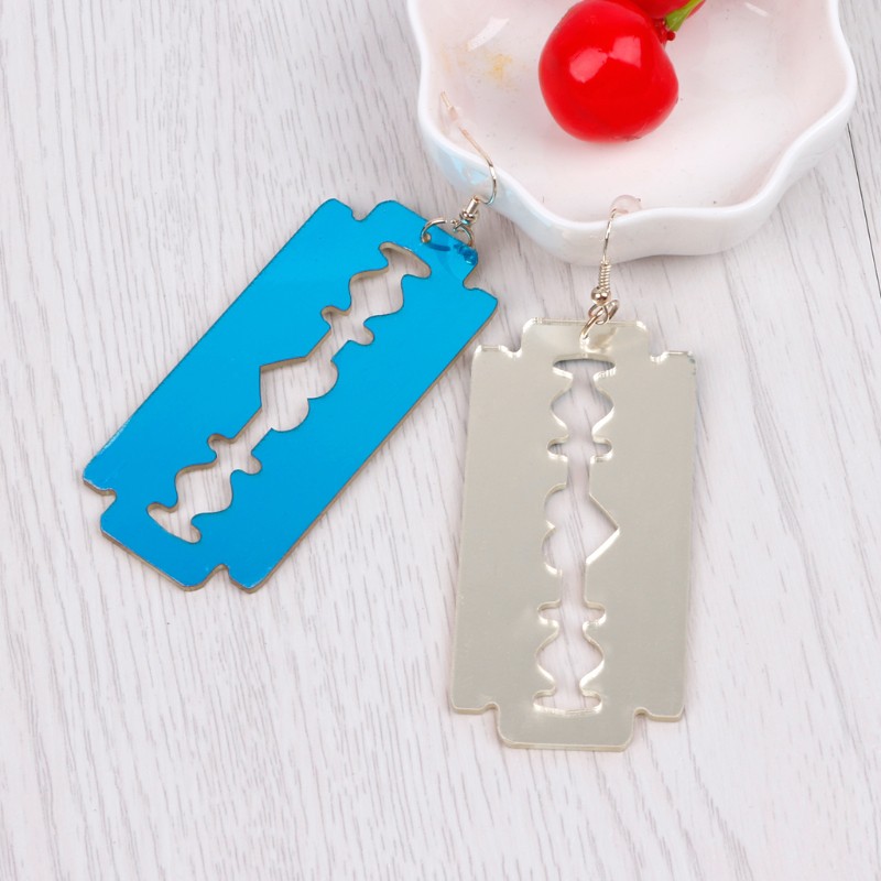 Set 2 đôi khuyên tai hình lưỡi lam độc đáo cá tính