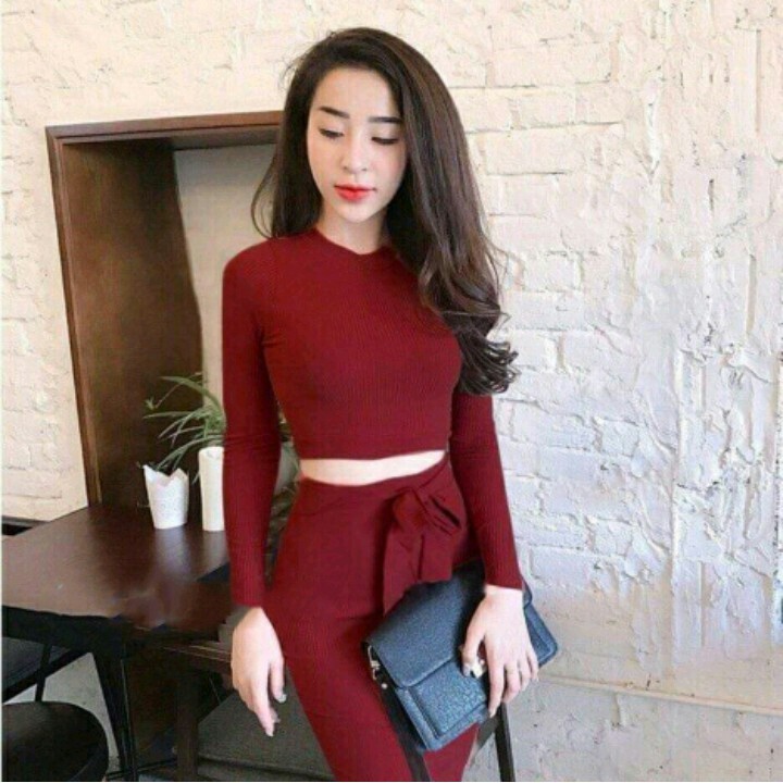 (Tặng son xịn) khi mua set Áo tay tay dài và váy body cột nơ xinh Zara vô cùng yểu điệu