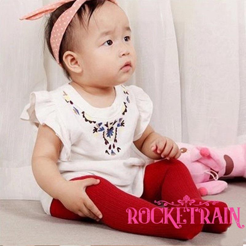 Quần tất cotton xinh xắn giữ ấm chân cho bé gái