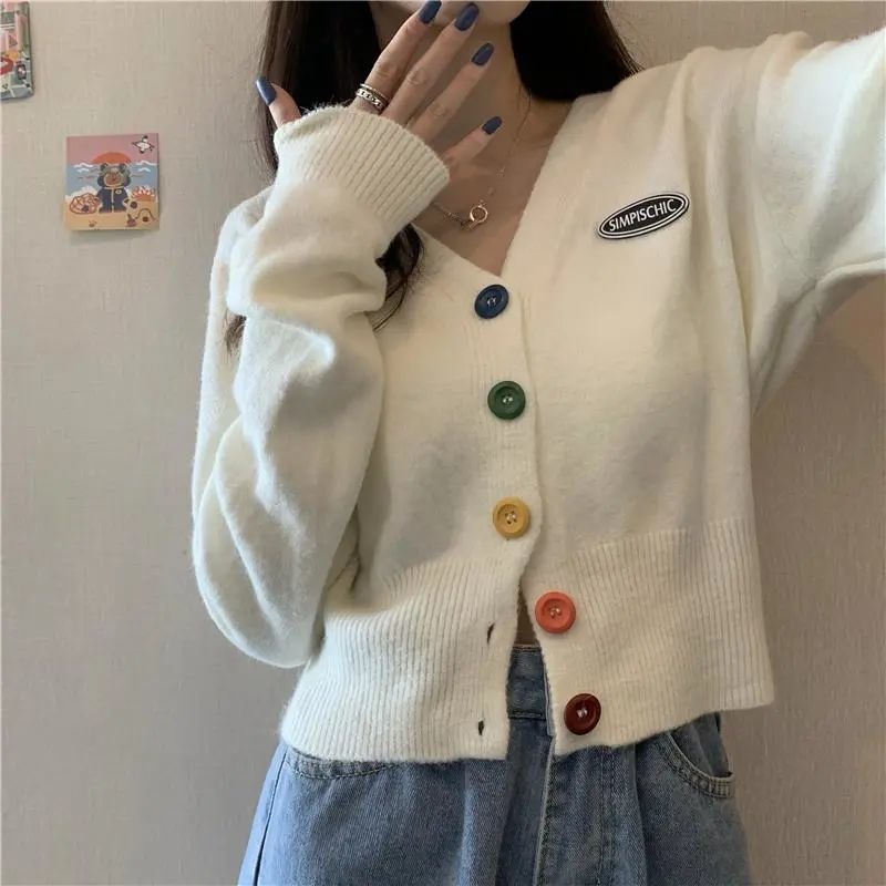 Áo khoác Cardigan dệt kim tay dài dáng rộng cổ chữ V mềm mại phối nút nhiều màu thời trang | BigBuy360 - bigbuy360.vn