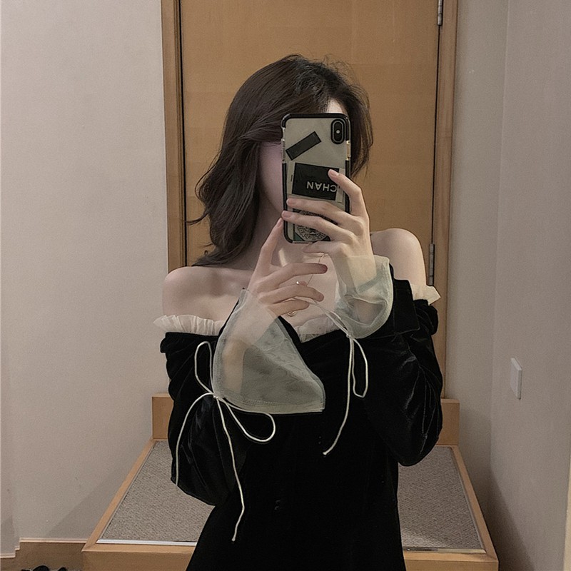 Đầm Nhung Tay Dài Cổ Chữ V Phối Lưới Form Rộng Phong Cách Quyến Rũ | BigBuy360 - bigbuy360.vn