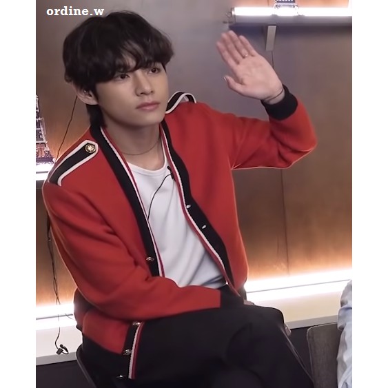 Sẵn_Áo cardigan kẻ viền BTS V, BLACKPINK Lisa | BigBuy360 - bigbuy360.vn