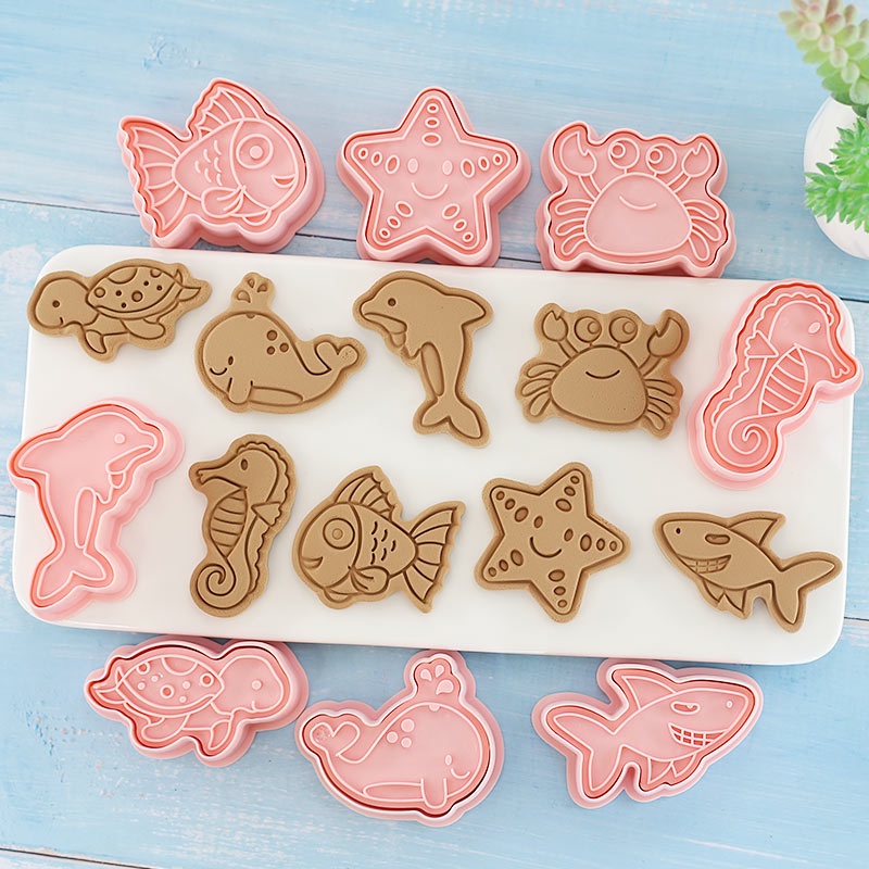 Set 8 Khuôn Làm Bánh Quy Tạo Hình Sinh Vật Biển 3D Dễ Thương