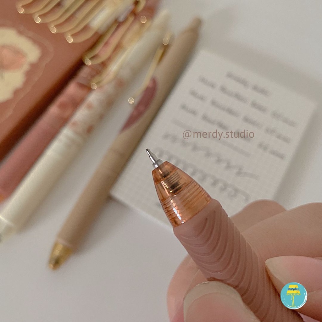 Bút bấm MURA mực đen ngòi 0.5mm - Bourbon Roses