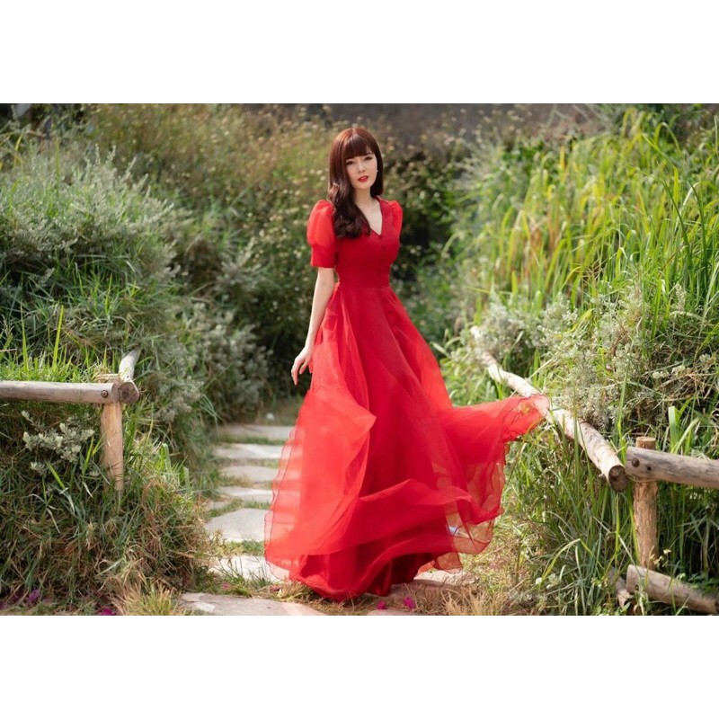 ĐẦM XOÈ TAY PHỒNG ĐÍNH NÚT BỌC ( kèm ảnh khách mặc )